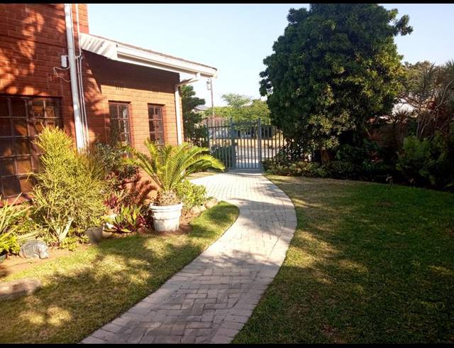 1 BEDROOM APARTMENT FOR SALE IN SCOTTBURGH